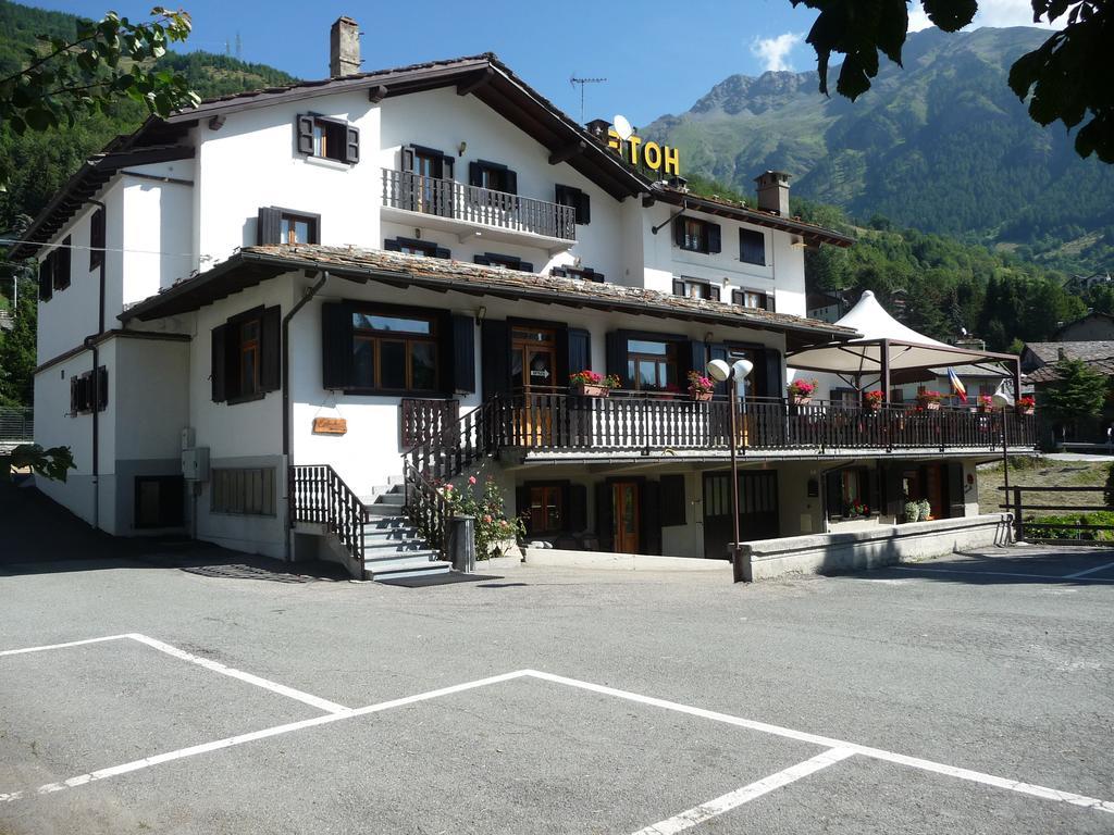 Hotel Col Serena Etroubles Εξωτερικό φωτογραφία