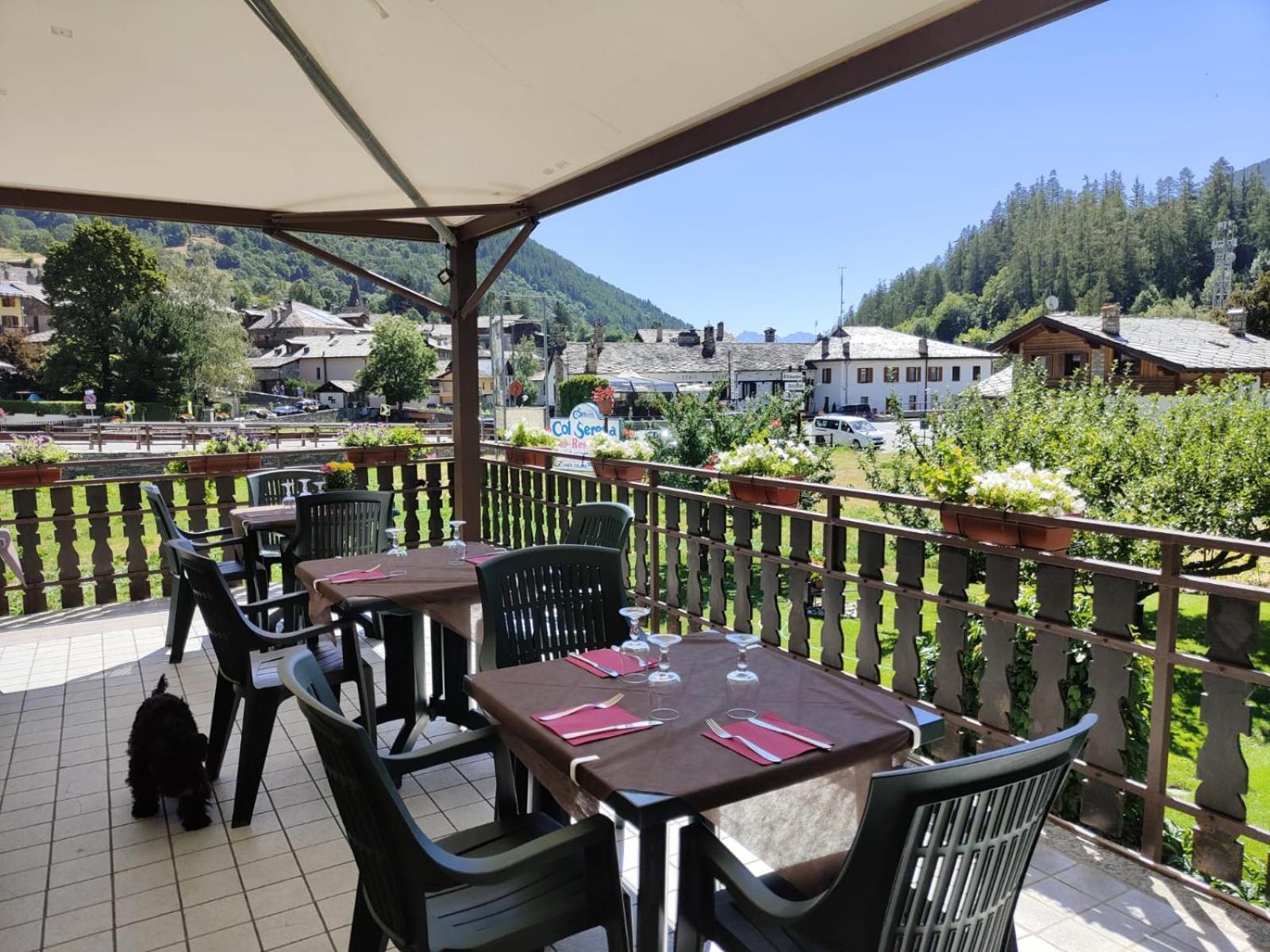 Hotel Col Serena Etroubles Εξωτερικό φωτογραφία